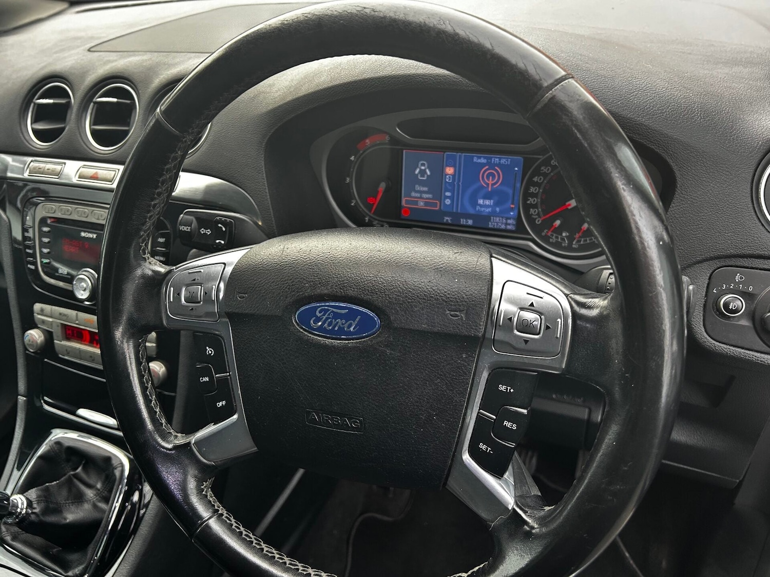 Used Ford S-Max 2010 for sale - 77324632: Photo 9