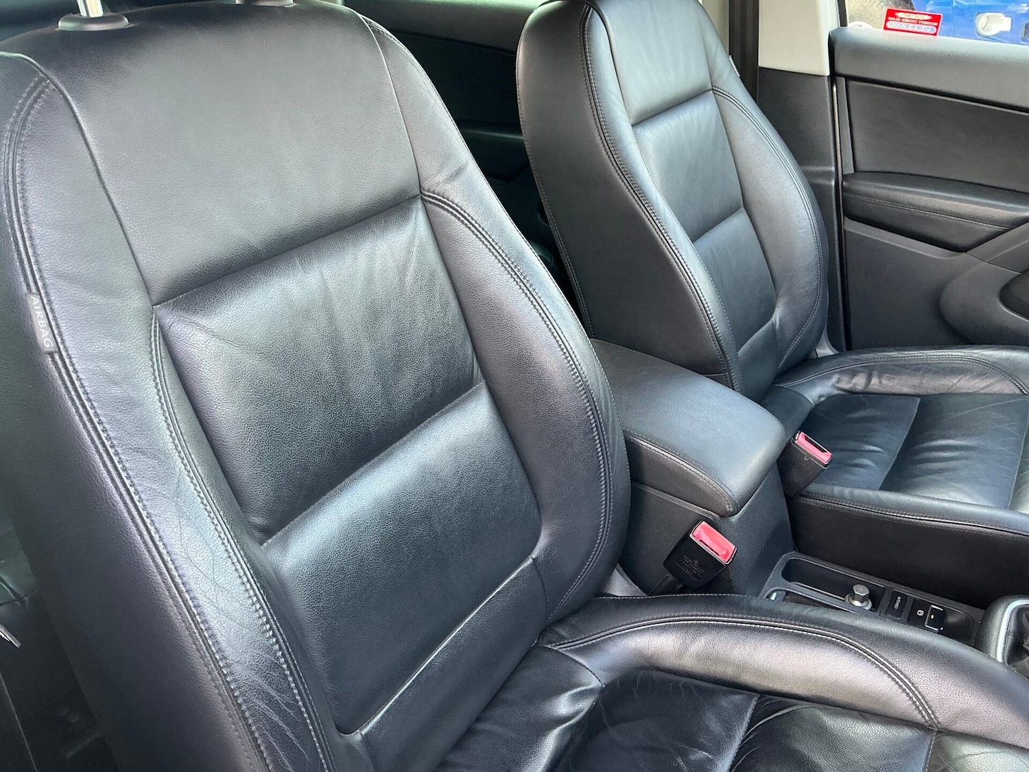 Used Volkswagen Tiguan 2011 for sale - 76383243: Photo 17