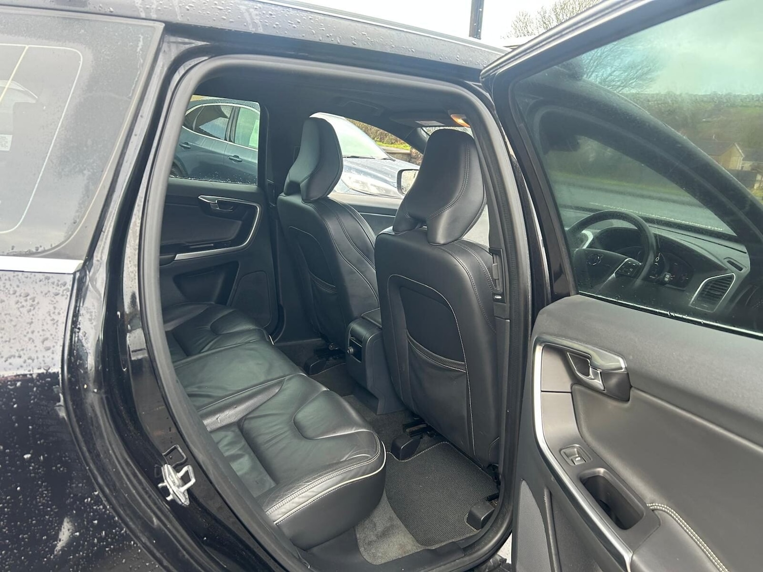 Used Volvo XC60 2016 for sale - 76829680: Photo 11