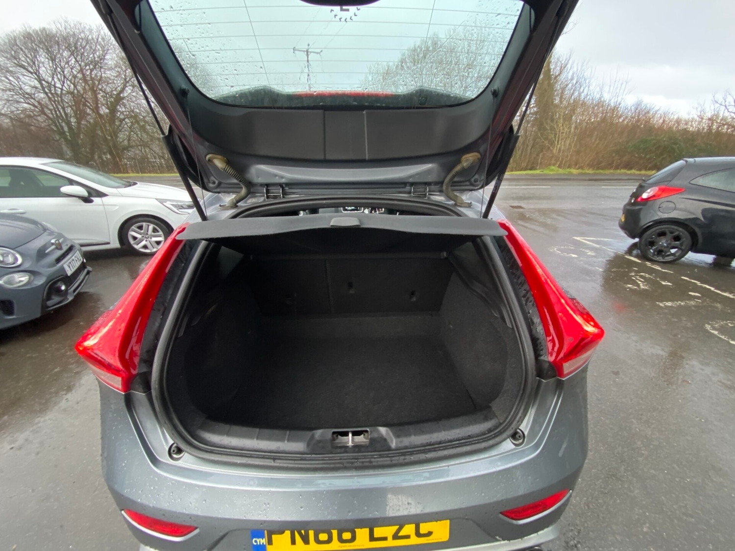 Used Volvo V40 2016 for sale - 77298558: Photo 16