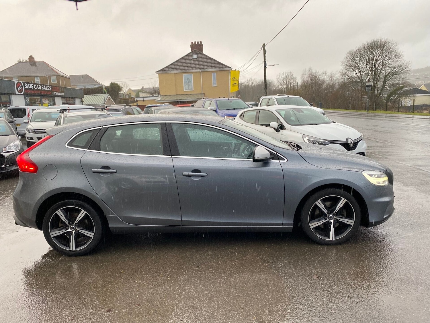Used Volvo V40 2016 for sale - 77298558: Photo 3