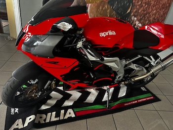 Used Aprilia RSV 2005 for sale - bike-77579681: Photo