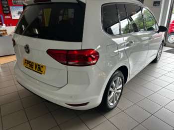Used Volkswagen Touran 2018 for sale - 75322509: Photo