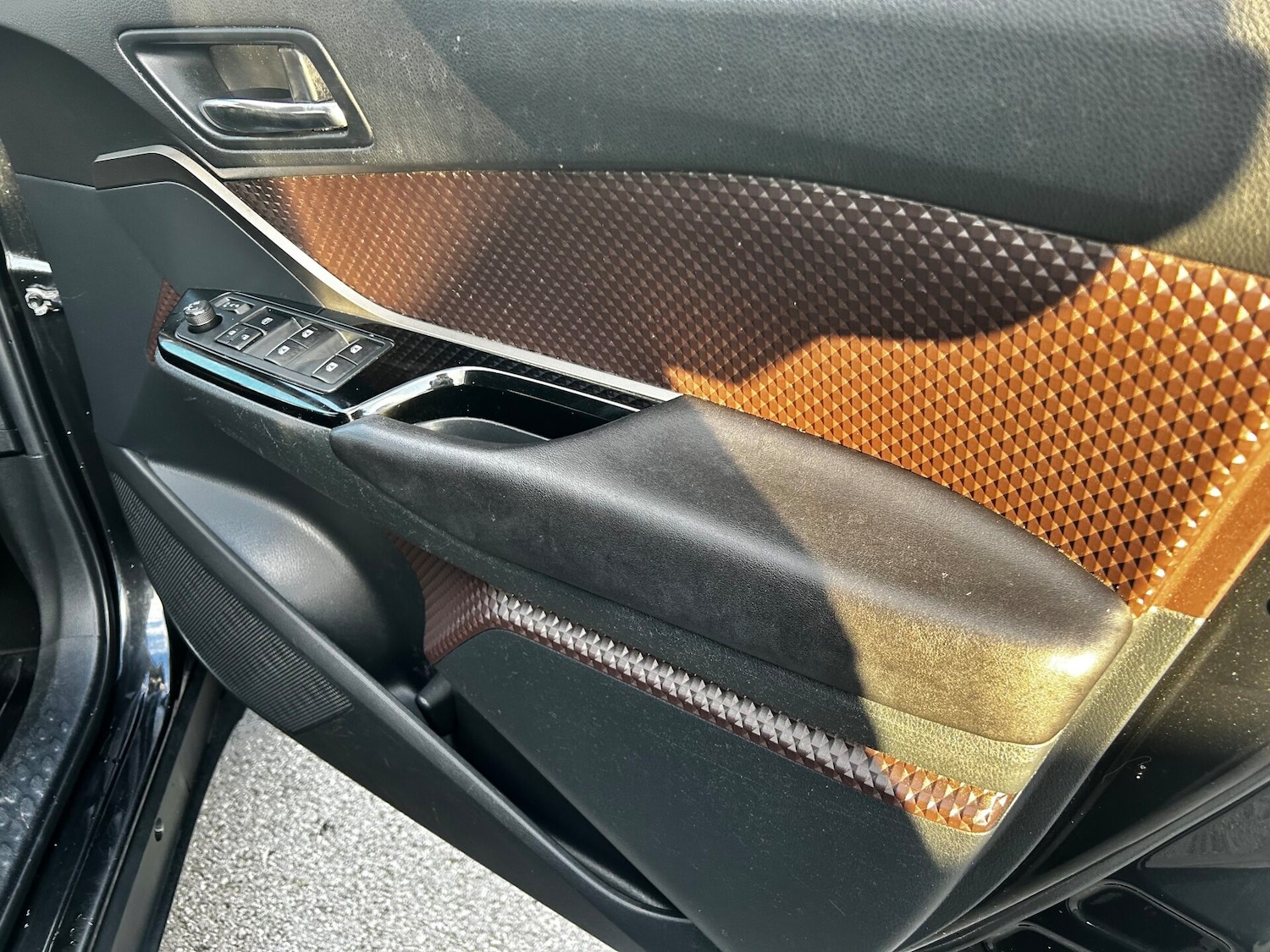 Used Toyota C-HR 2017 for sale - 77435957: Photo 15