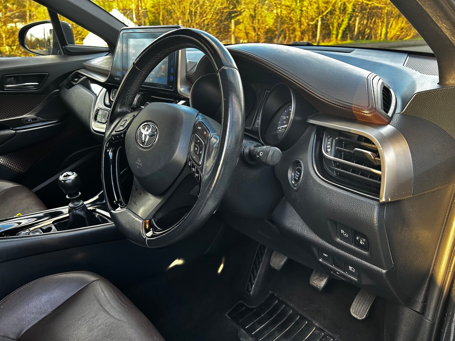 Used Toyota C-HR 2017 for sale - 77435957: Photo 16