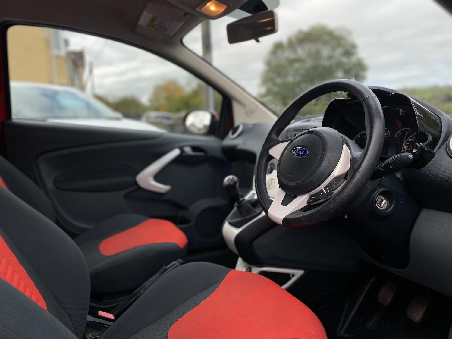 Used Ford Ka 2015 for sale - 76211435: Photo 8