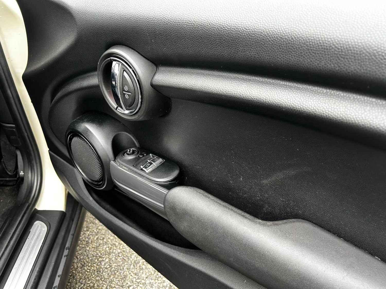 Used MINI Hatch 2019 for sale - 77805088: Photo 16