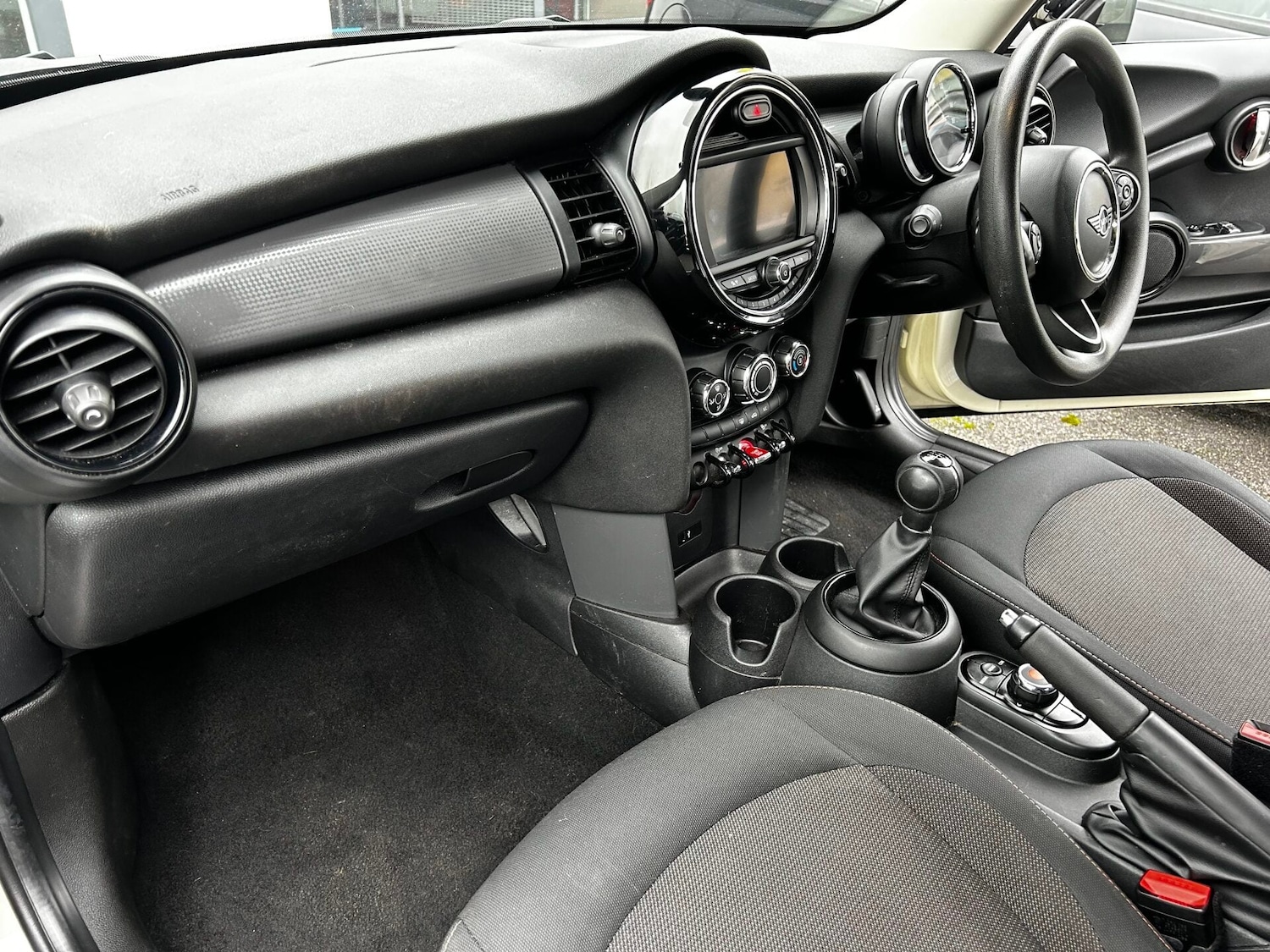 Used MINI Hatch 2019 for sale - 77805088: Photo 8