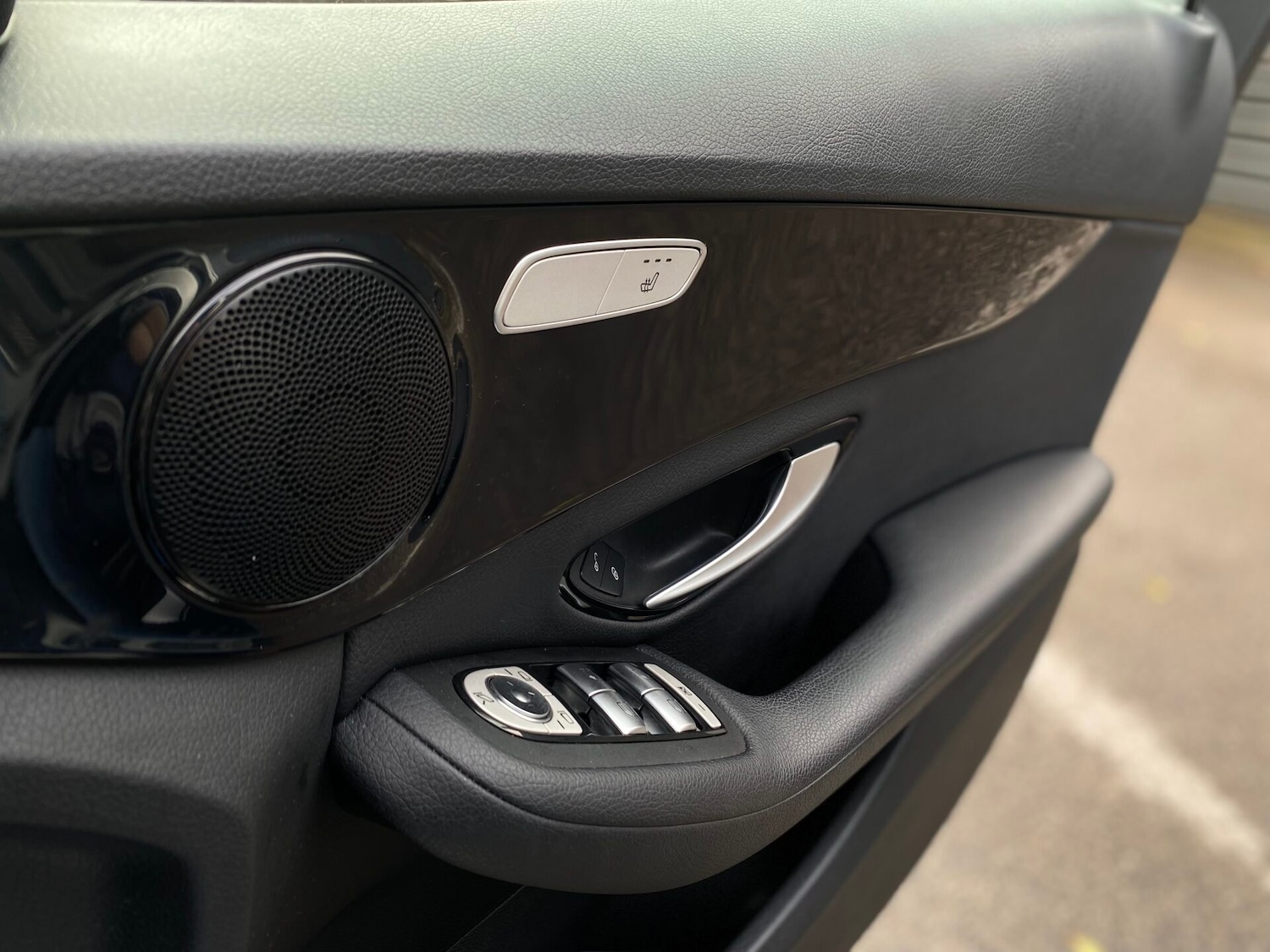 Used Mercedes-Benz C Class 2018 for sale - 76207600: Photo 33