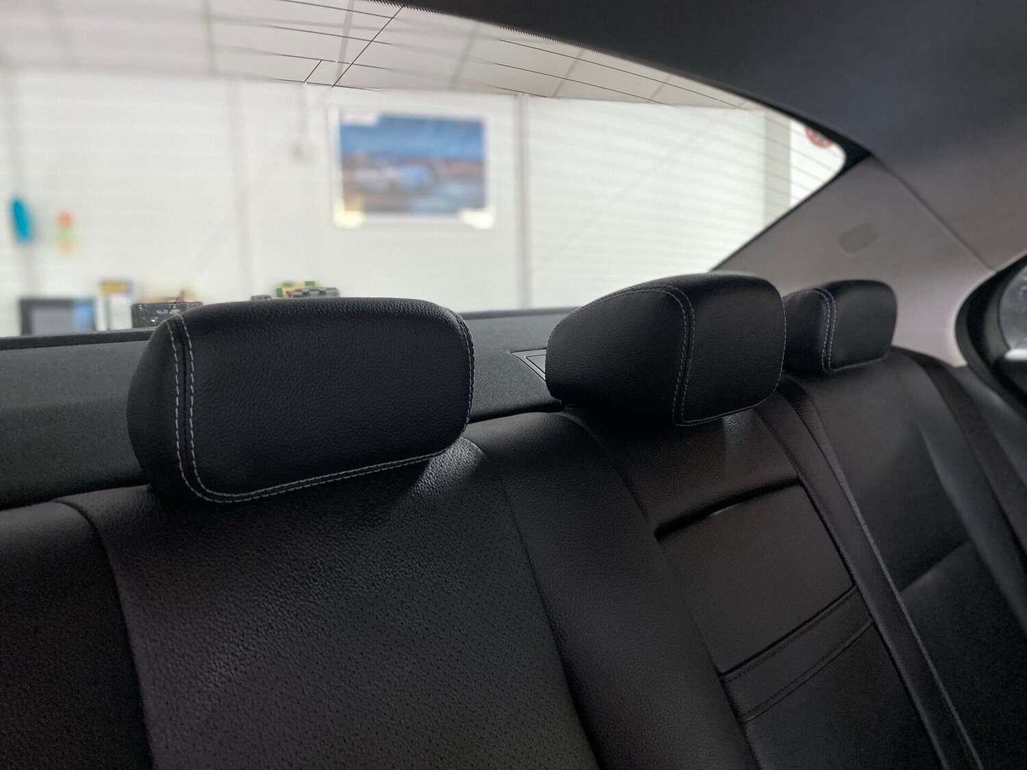 Used Mercedes-Benz C Class 2018 for sale - 76207600: Photo 40