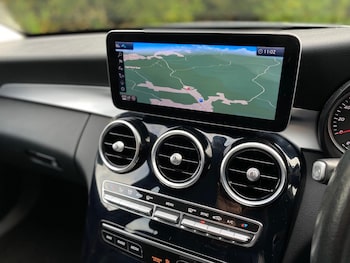 Used Mercedes-Benz C-Class 2018 for sale - 76207600: Photo