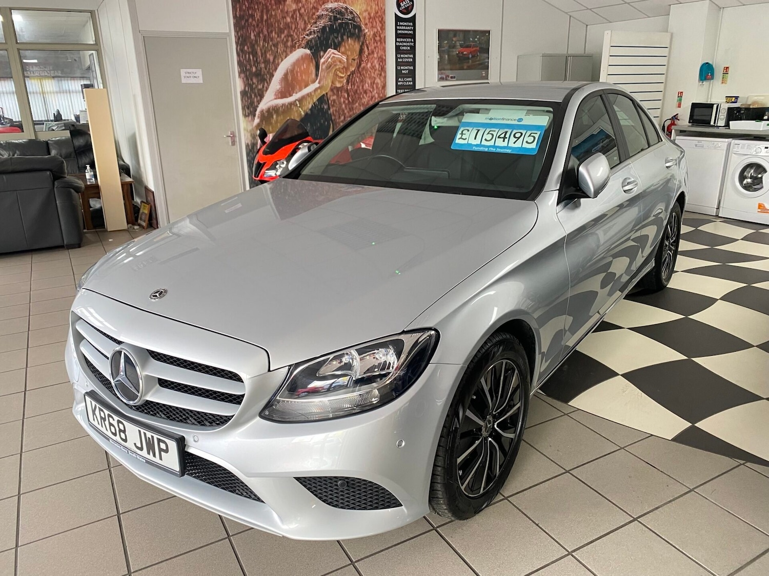 Used Mercedes-Benz C Class 2018 for sale - 76207600: Photo 5