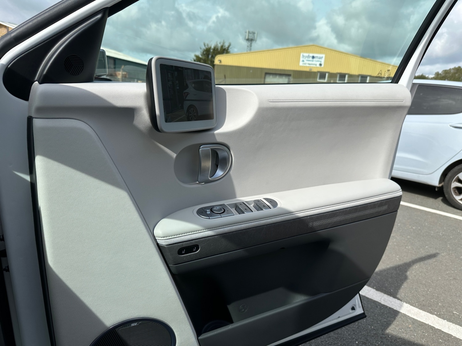 Used Hyundai IONIQ 5 2024 for sale - 76533848: Photo 25