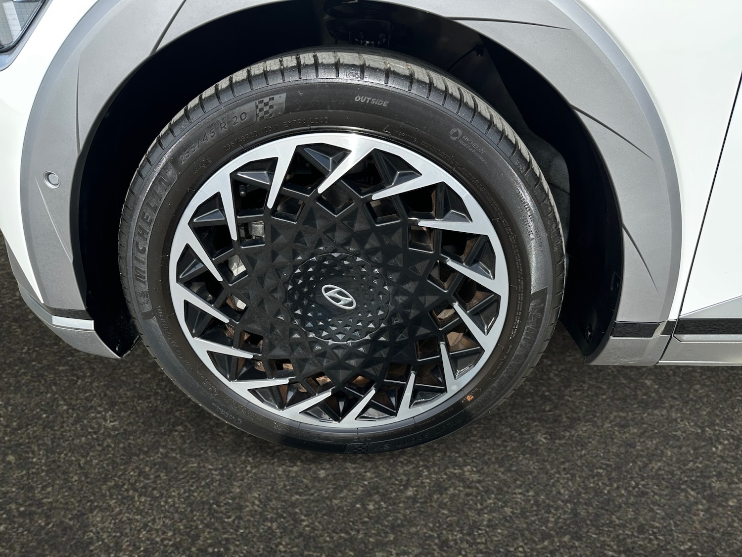 Used Hyundai IONIQ 5 2024 for sale - 76533848: Photo 6