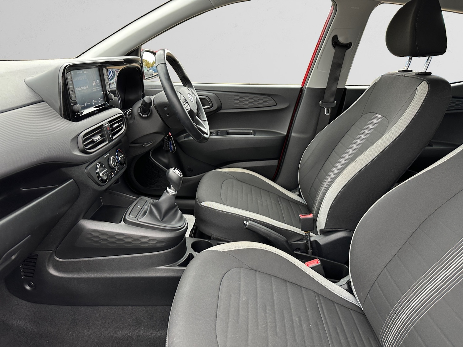 Used Hyundai i10 2022 for sale - 76533782: Photo 6