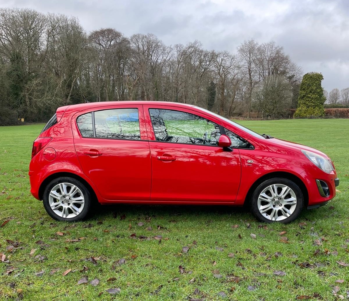 Used Vauxhall Corsa 2013 for sale - 77319886: Photo 3