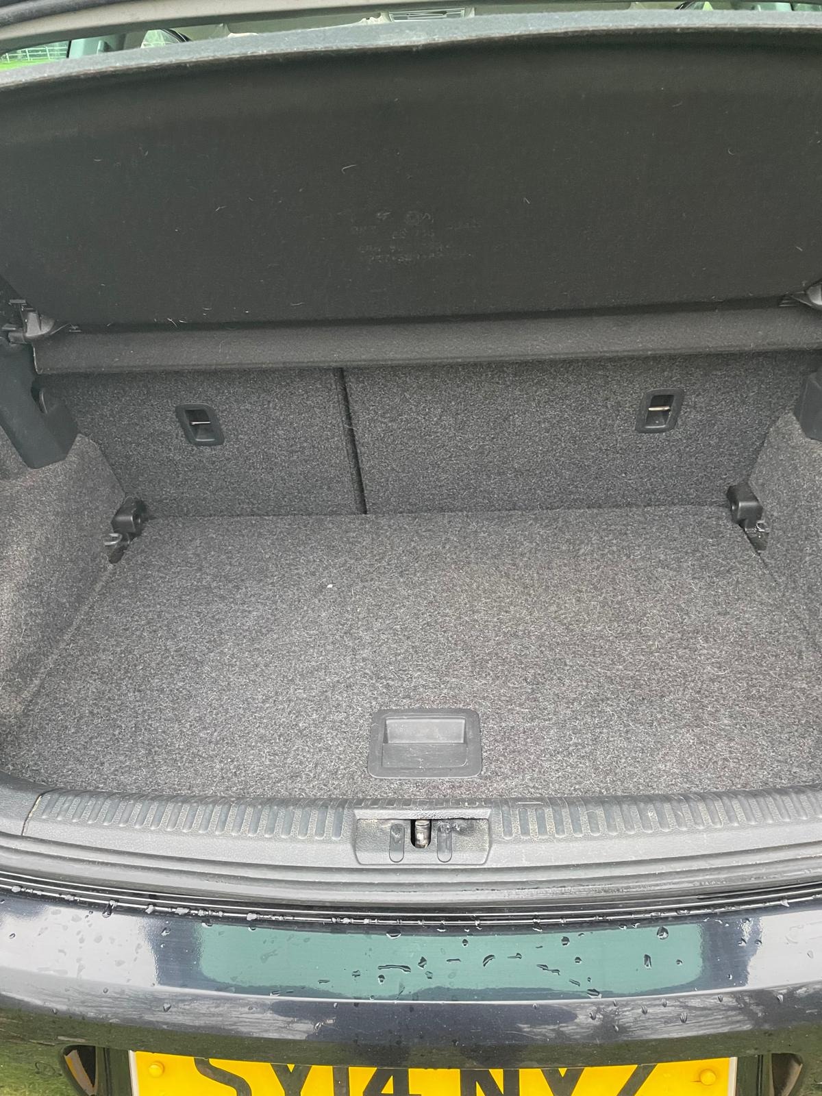 Used Volkswagen Polo 2014 for sale - 77319918: Photo 11