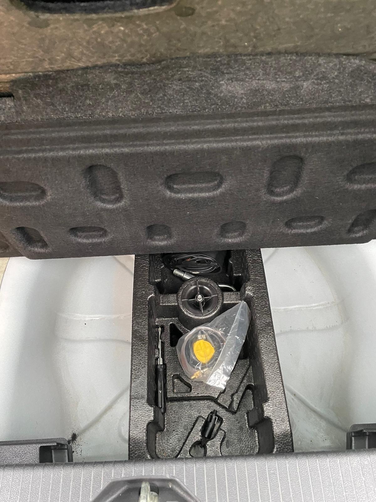 Used Vauxhall Corsa 2013 for sale - 76547998: Photo 18