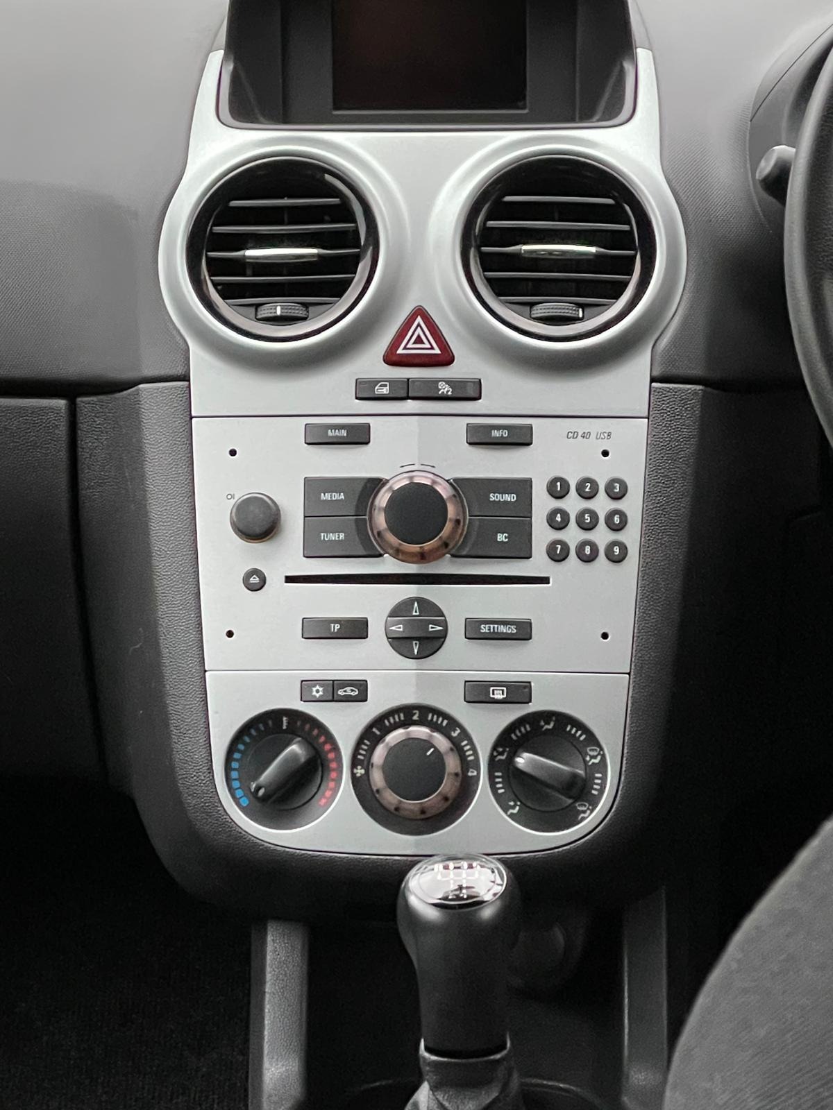 Used Vauxhall Corsa 2013 for sale - 76547998: Photo 20