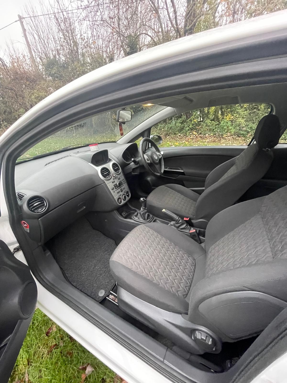 Used Vauxhall Corsa 2013 for sale - 76547998: Photo 23