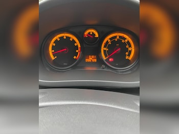 Used Vauxhall Corsa 2013 for sale - 76547998: Photo