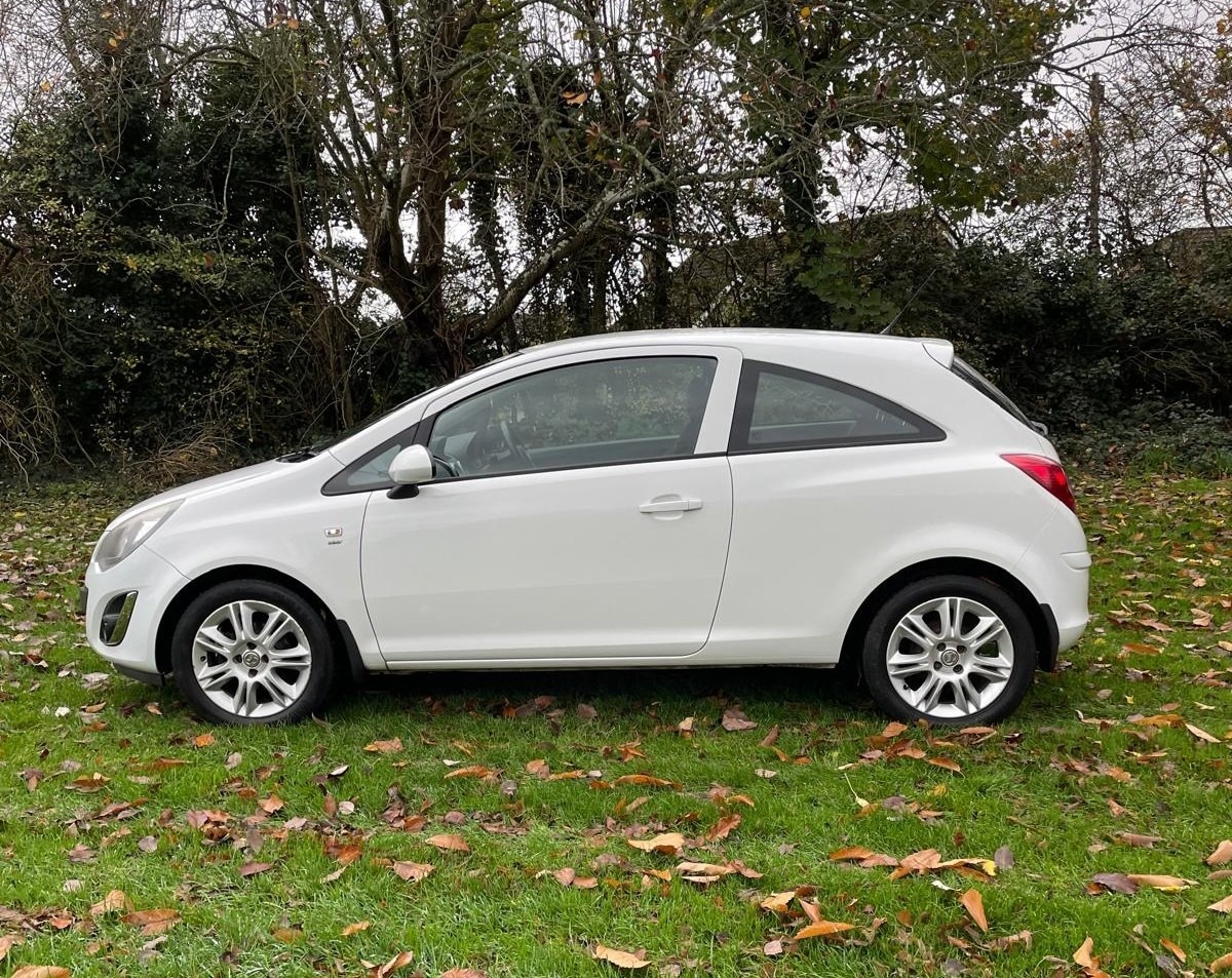 Used Vauxhall Corsa 2013 for sale - 76547998: Photo 8