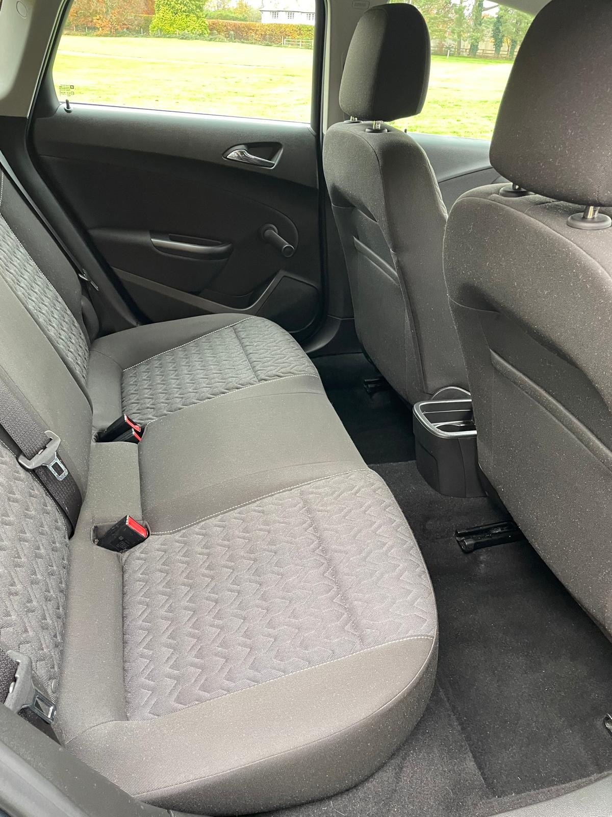 Used Vauxhall Astra 2013 for sale - 76527336: Photo 15