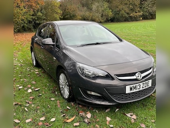 Used Vauxhall Astra 2013 for sale - 76527336: Photo