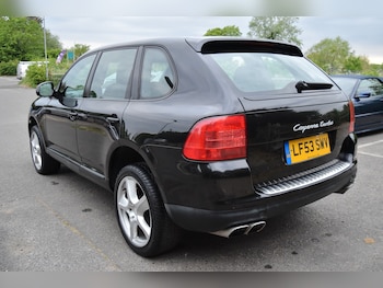 Used Porsche Cayenne 2003 for sale - 78503643: Photo