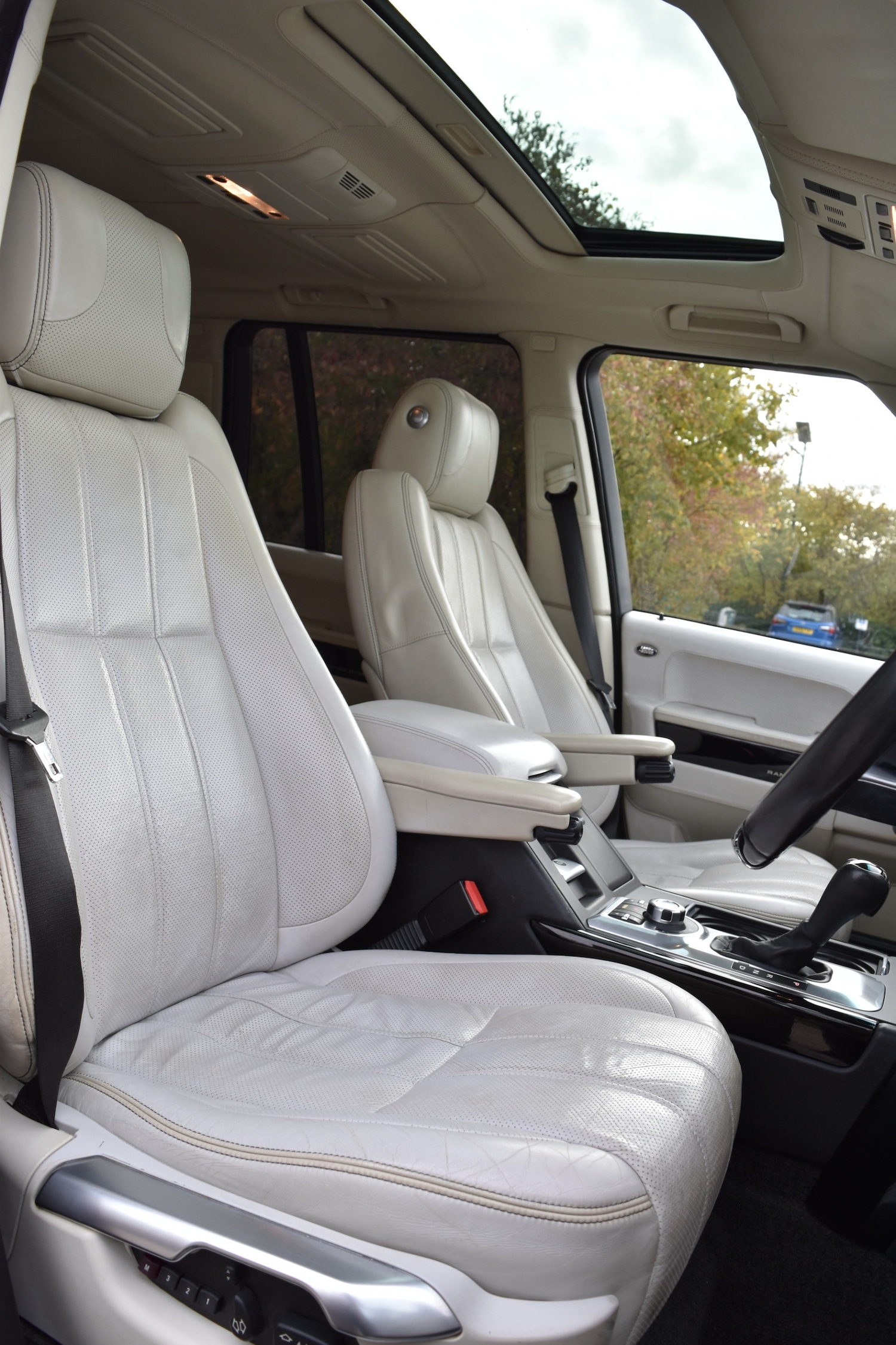 Used Land Rover Range Rover 2011 for sale - 76369474: Photo 9