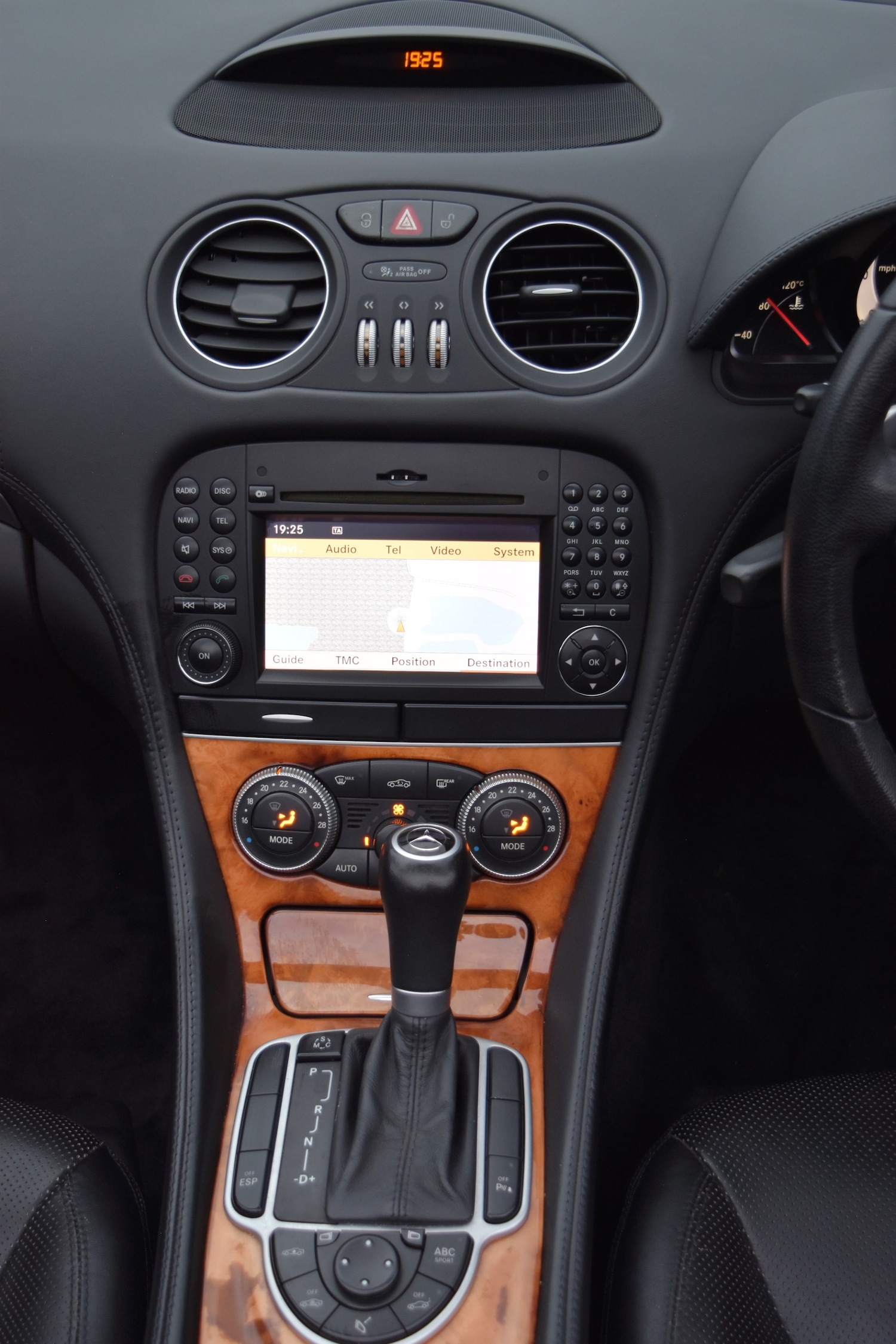 Used Mercedes-Benz SL 2008 for sale - 77283880: Photo 12