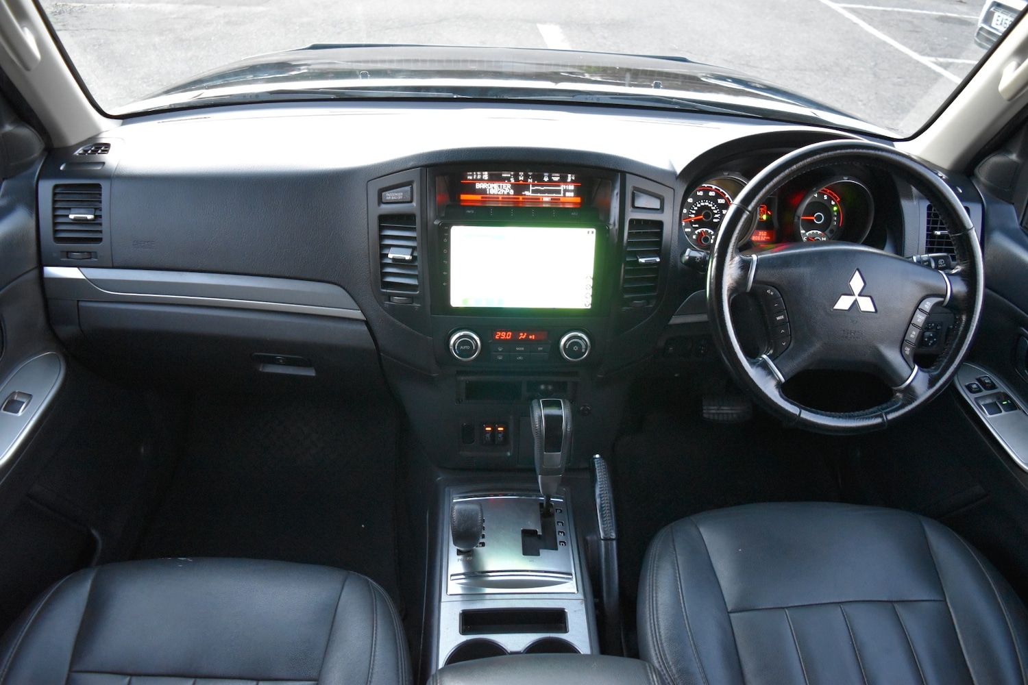 Used Mitsubishi Shogun 2014 for sale - 77102062: Photo 8