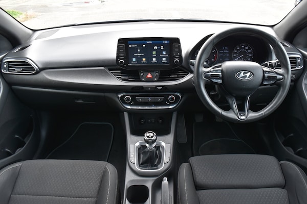 Used Hyundai i30 2019 for sale - 74920031: Photo 8