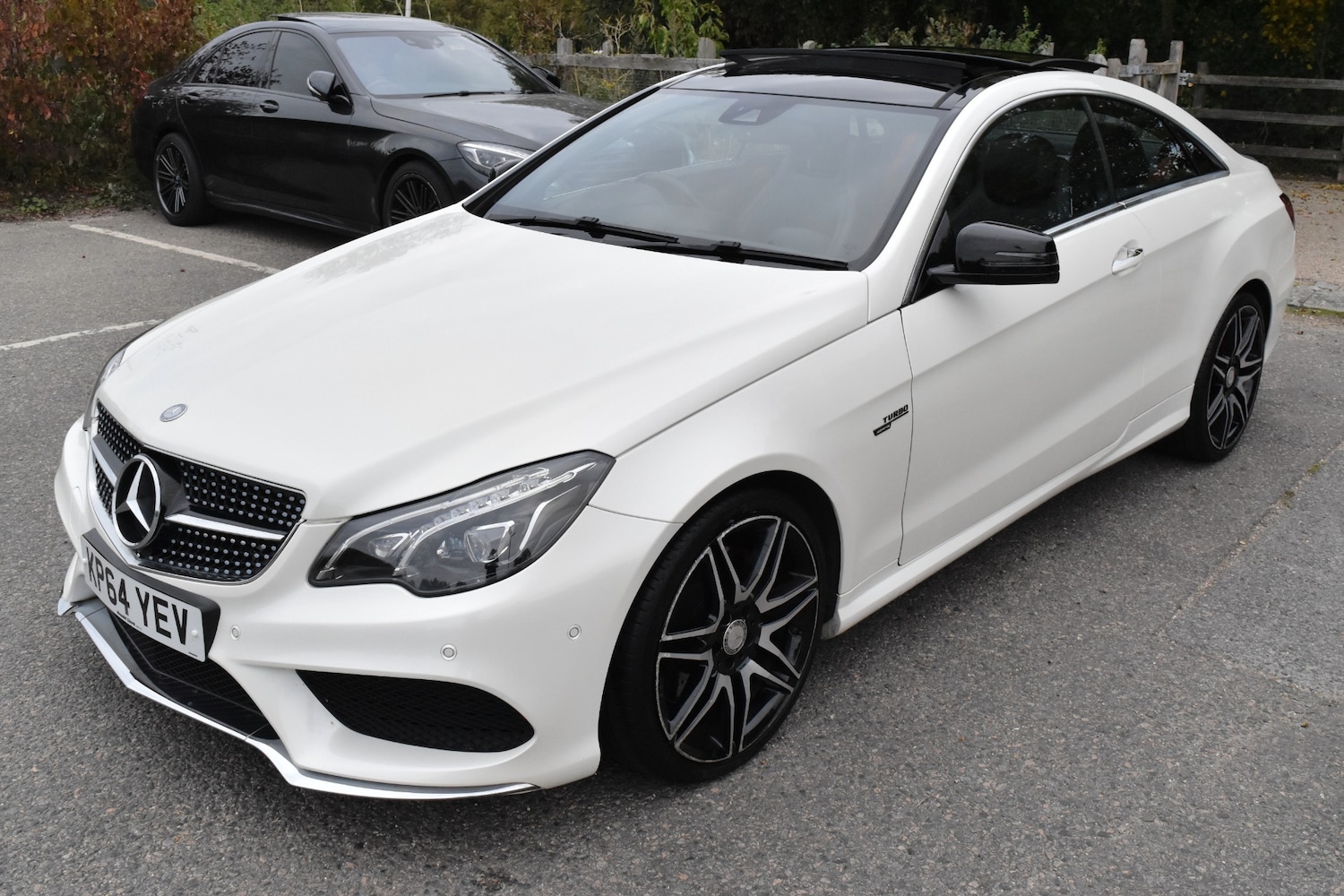 Used Mercedes-Benz E-Class 2015 for sale - 76093899: Photo 4
