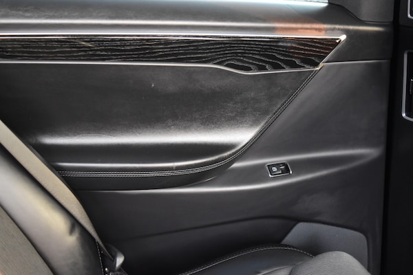 Used Tesla Model X 2017 for sale - 74520481: Photo 35