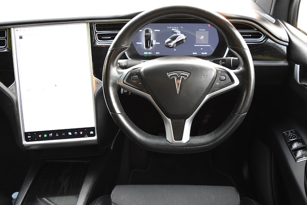 Used Tesla Model X 2017 for sale - 74520481: Photo 37