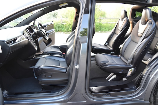 Used Tesla Model X 2017 for sale - 74520481: Photo 45