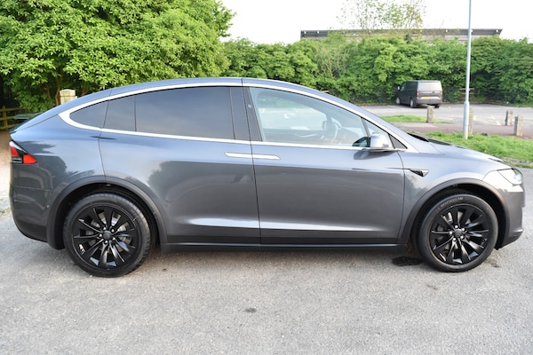 Used Tesla Model X 2017 for sale - 74520481: Photo 47