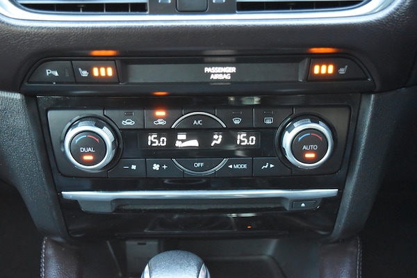 Used Mazda Mazda6 2015 for sale - 76093885: Photo 15