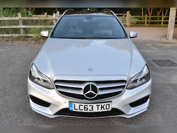 Used Mercedes-Benz E Class 2014 for sale - 79115923: Photo