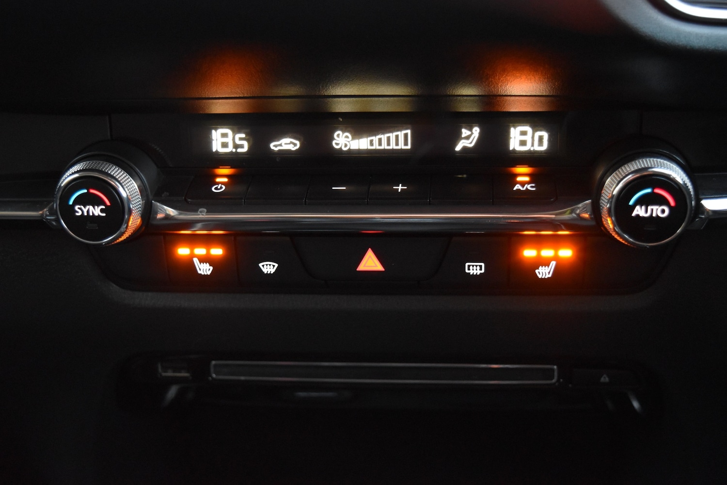 Used Mazda CX-30 2020 for sale - 76035691: Photo 16
