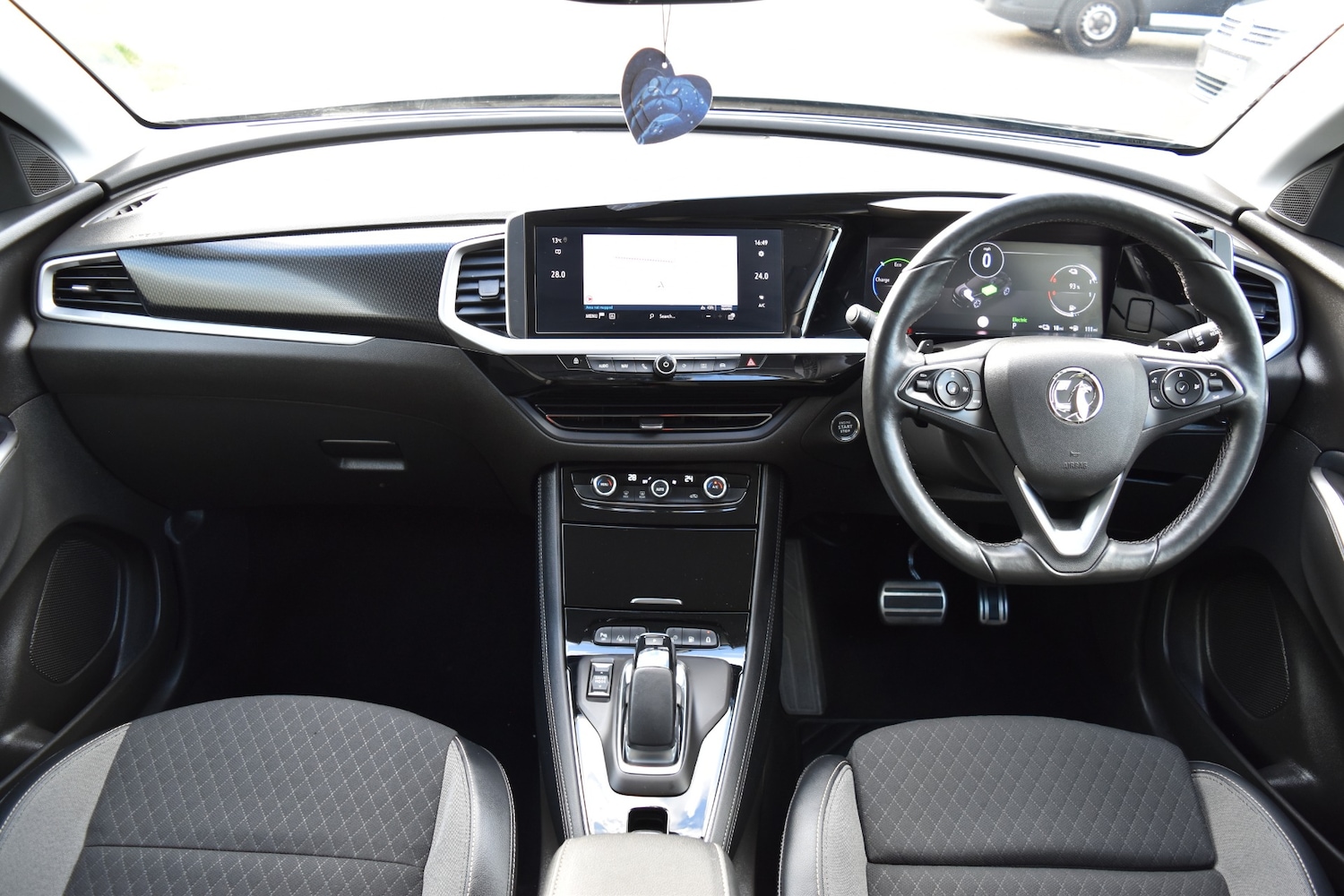 Used Vauxhall Grandland 2023 for sale - 78071702: Photo 8