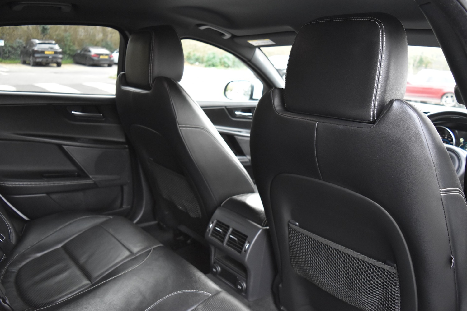 Used Jaguar XE 2016 for sale - 77228538: Photo 11