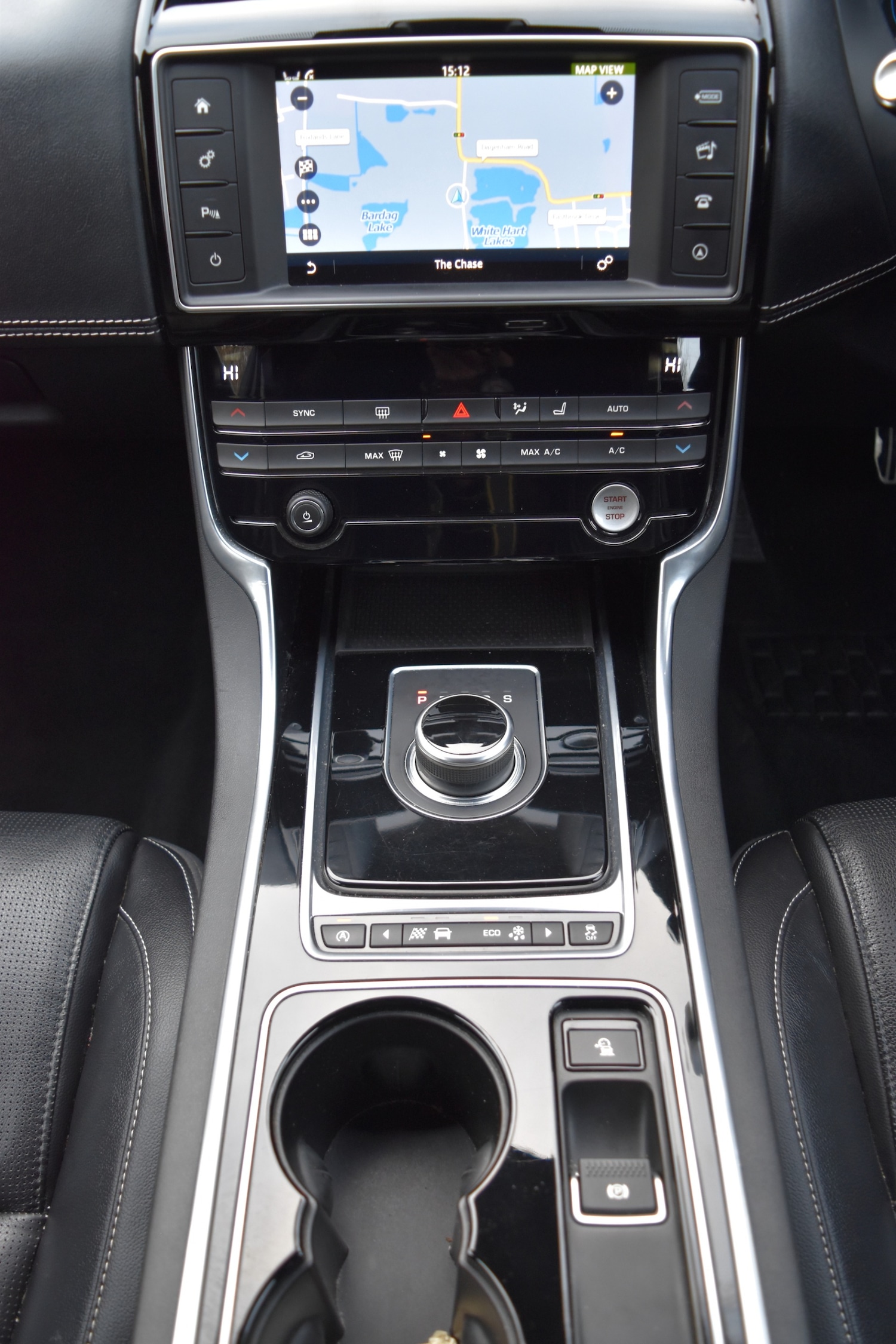 Used Jaguar XE 2016 for sale - 77228538: Photo 14