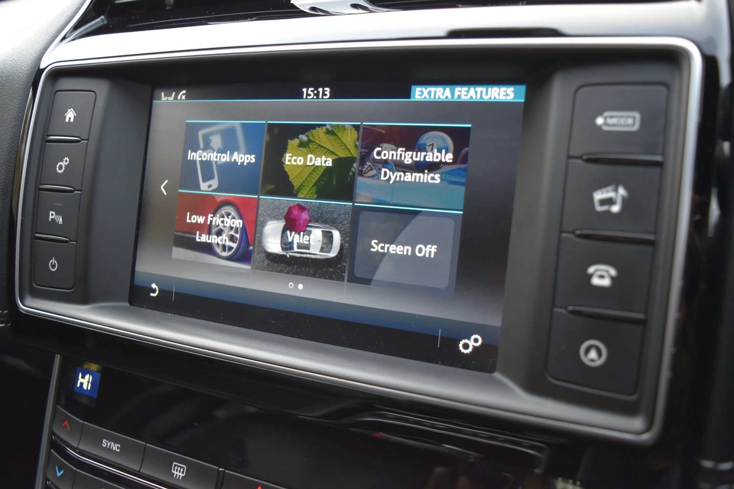 Used Jaguar XE 2016 for sale - 77228538: Photo 21