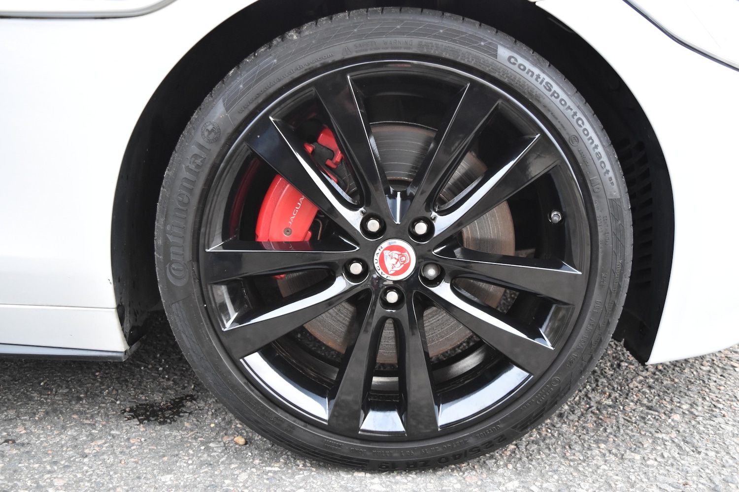 Used Jaguar XE 2016 for sale - 77228538: Photo 25