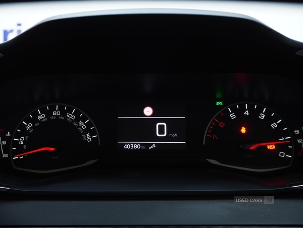 Used Peugeot 2008 2022 for sale - 77638010: Photo 15