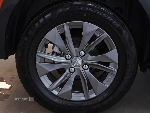 Used Peugeot 2008 2022 for sale - 77638010: Photo 2