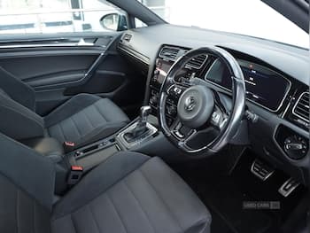 Used Volkswagen Golf 2019 for sale - 79670562: Photo