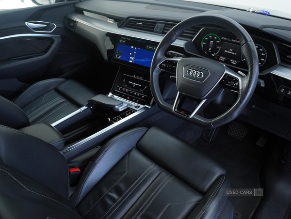 Used Audi e-tron 2021 for sale - 76965997: Photo 3